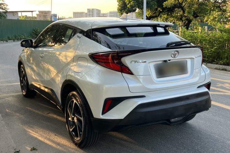 Used Toyota C-HR 2021 2.0L Luxury Edition Exterior 6