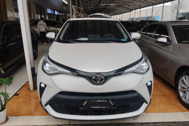 Used Toyota C-HR 2021 2.0L Luxury Edition Front