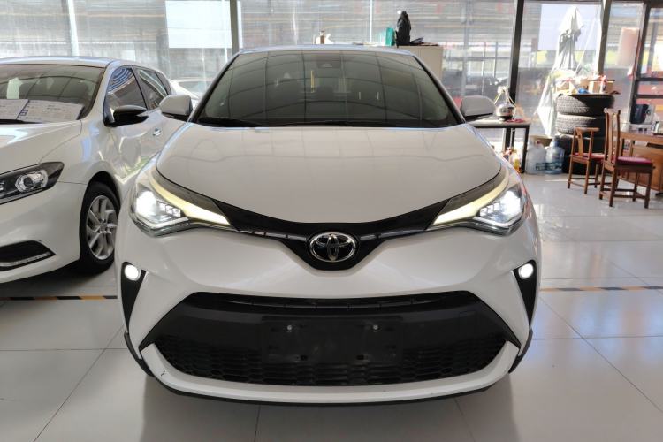 Used Toyota C-HR 2021 2.0L Luxury Edition Front