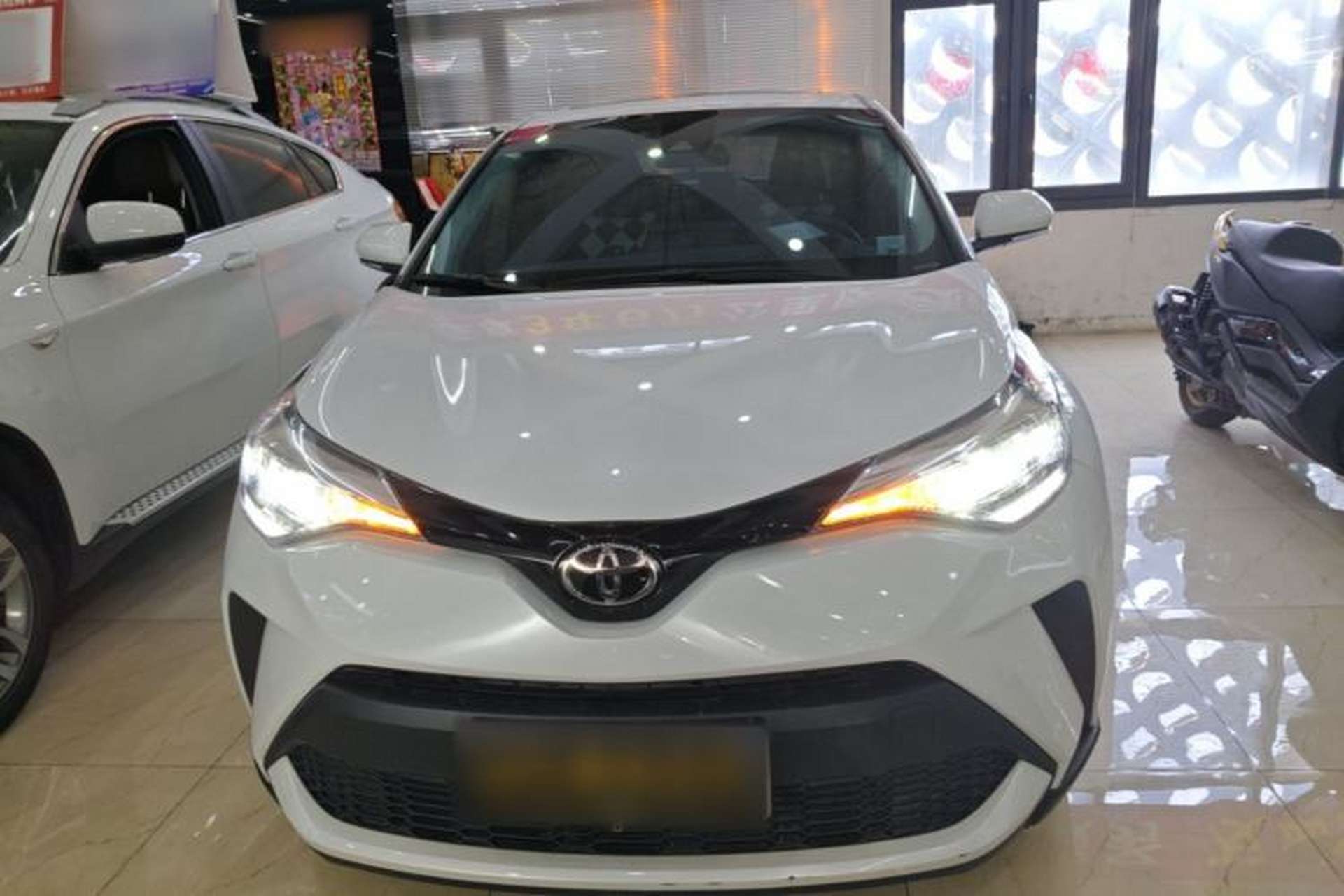 Used Toyota C-HR 2021 2.0L Comfort Edition Front