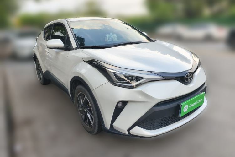 Used Toyota C-HR 2021 2.0L Luxury Edition Front Right 45 Deg