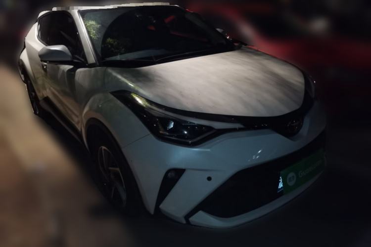Used Toyota C-HR 2021 2.0L Luxury Edition Front Right 45 Deg