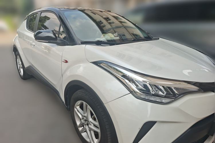 Used Toyota C-HR 2021 2.0L Comfort Edition Front Right 45 Deg