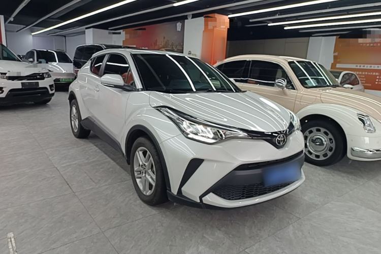 Used Toyota C-HR 2021 2.0L Comfort Edition Front Right 45 Deg
