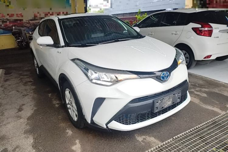 Used Toyota C-HR 2021 Dual-Motor 2.0L E-CVT Comfort Edition Front Right 45 Deg