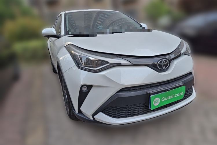 Used Toyota C-HR 2021 2.0L Luxury Edition Front Right 45 Deg