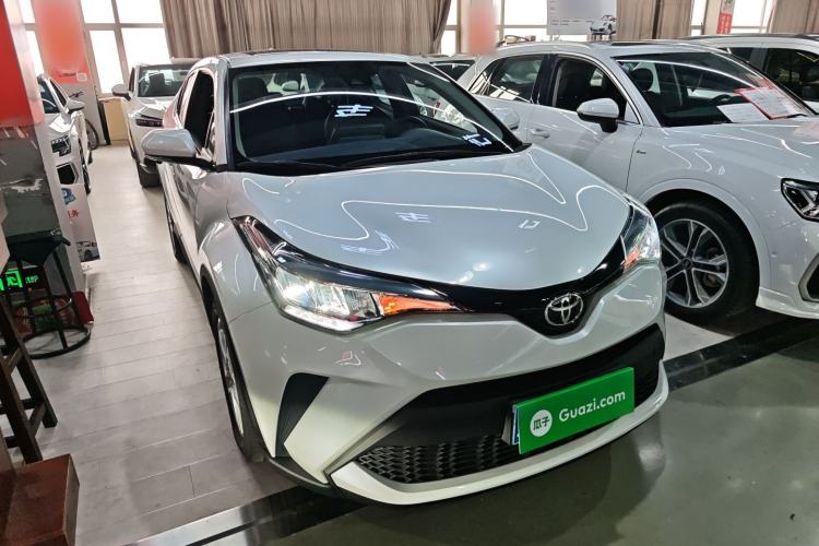 Used Toyota C-HR 2021 2.0L Comfort Edition Front Right 45 Deg