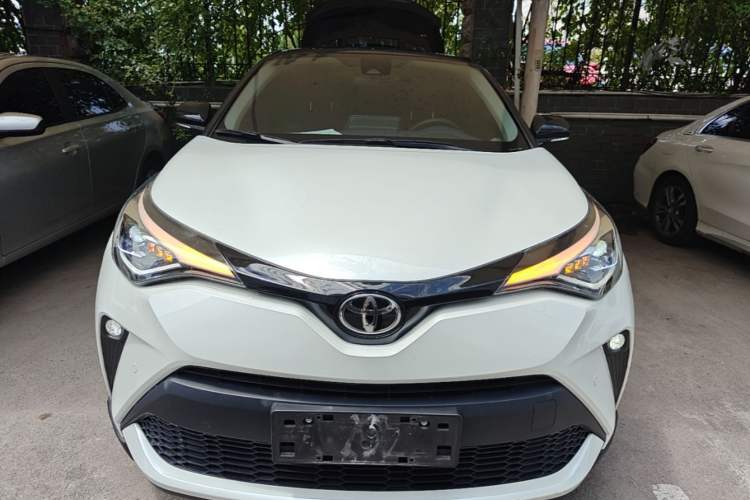 Used Toyota C-HR 2021 2.0L Luxury Edition Front