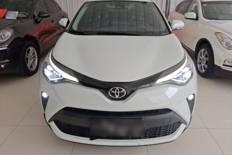 Used Toyota C-HR 2021 2.0L Luxury Edition Front