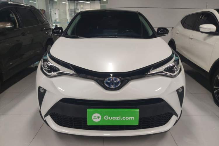 Used Toyota C-HR 2021 Dual-Motor 2.0L E-CVT Luxury Edition Front