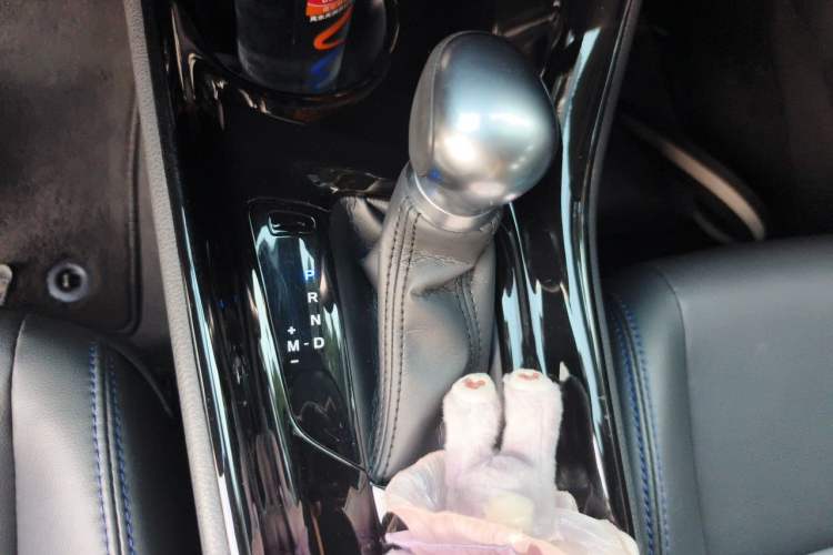 Used Toyota C-HR 2021 2.0L Luxury Edition Gear Lever