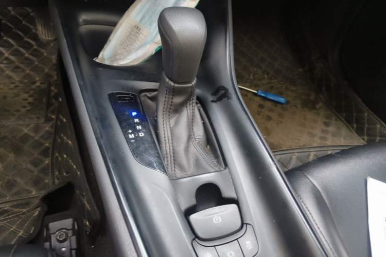 Used Toyota C-HR 2021 2.0L Comfort Edition Gear Lever