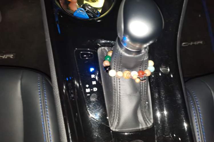 Used Toyota C-HR 2021 2.0L Luxury Edition Gear Lever
