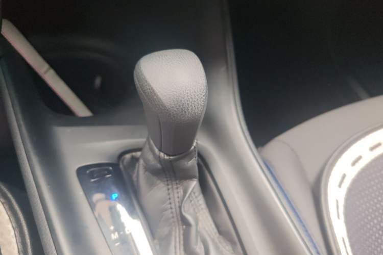 Used Toyota C-HR 2021 2.0L Comfort Edition Gear Lever