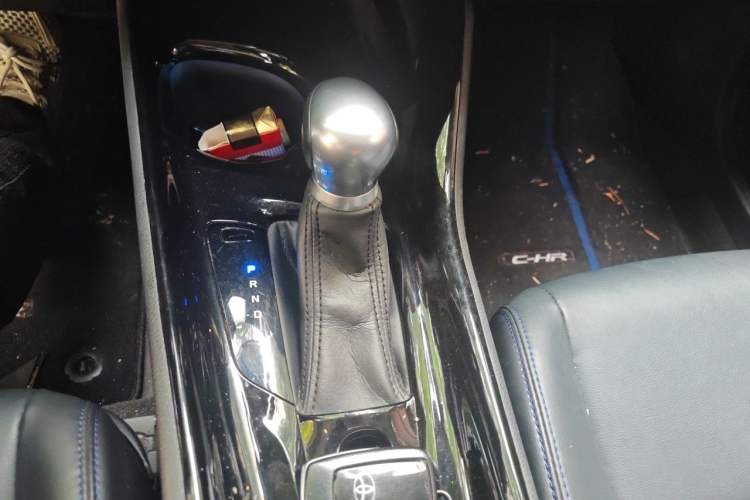 Used Toyota C-HR 2021 2.0L Luxury Edition Gear Lever