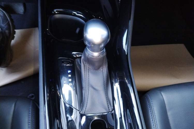 Used Toyota C-HR 2021 2.0L Luxury Edition Gear Lever