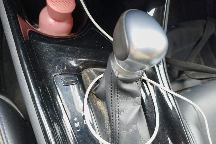 Used Toyota C-HR 2021 2.0L Luxury Edition Gear Lever