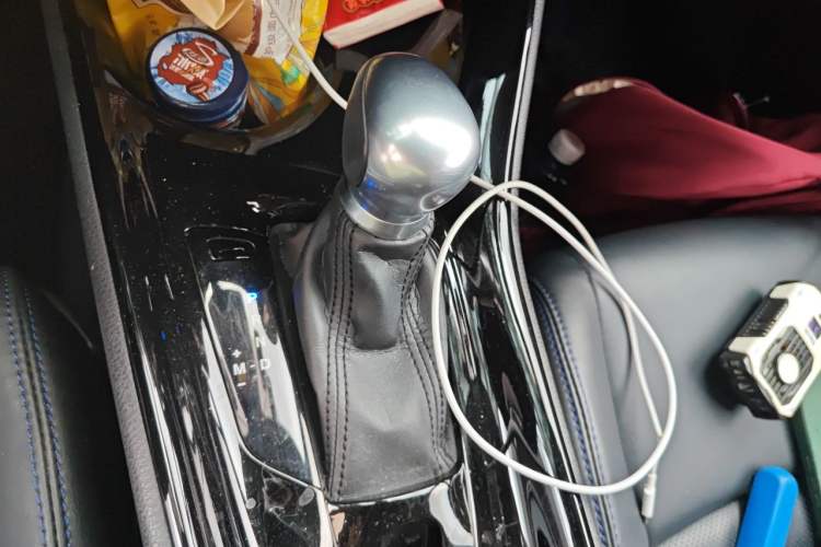 Used Toyota C-HR 2021 2.0L Luxury Edition Gear Lever