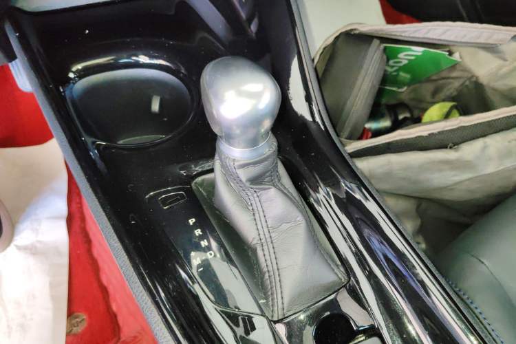 Used Toyota C-HR 2021 2.0L Luxury Edition Gear Lever