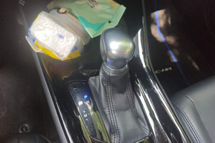 Used Toyota C-HR 2021 2.0L Luxury Edition Gear Lever