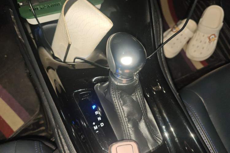 Used Toyota C-HR 2021 2.0L Luxury Edition Gear Lever