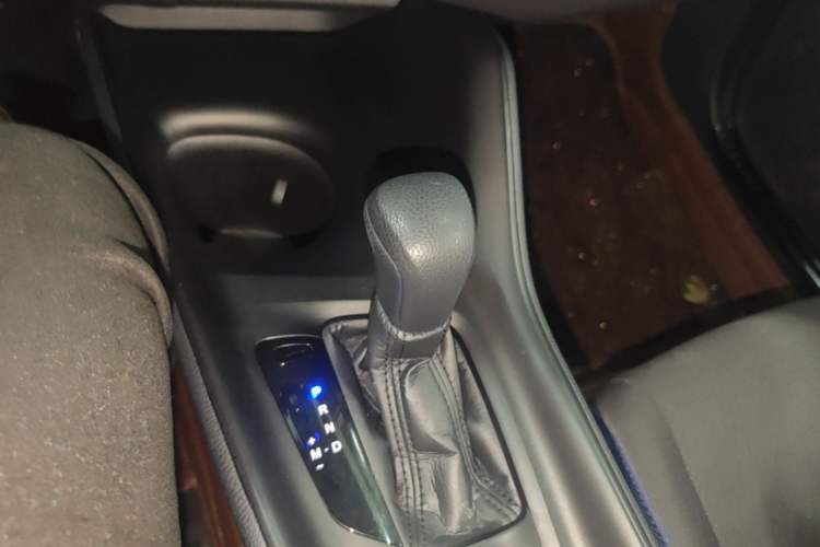 Used Toyota C-HR 2021 2.0L Comfort Edition Gear Lever