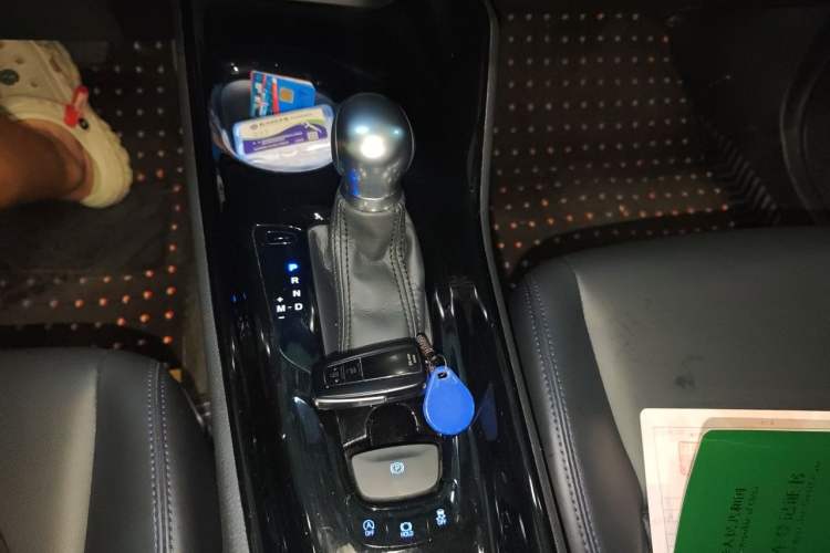 Used Toyota C-HR 2021 2.0L Comfort Edition Gear Lever