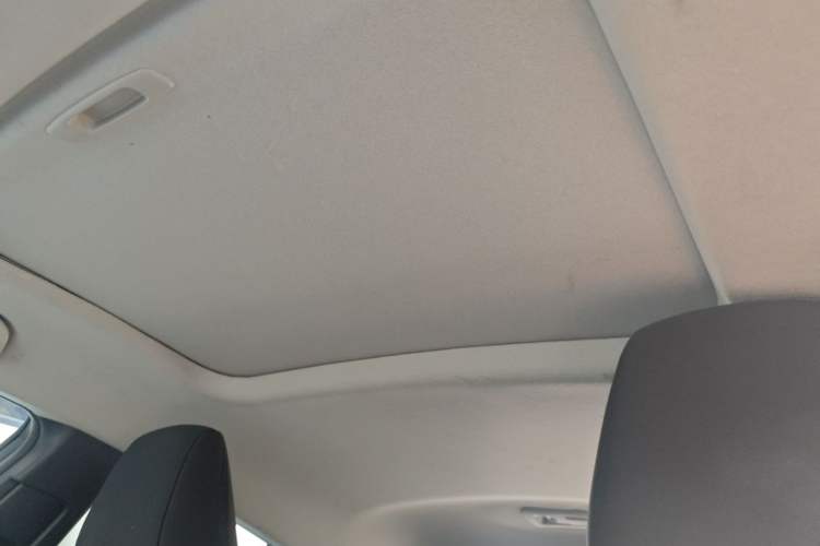 Used Toyota C-HR 2021 2.0L Comfort Edition Headliner