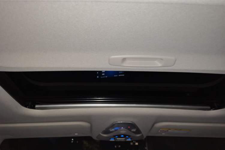 Used Toyota C-HR 2021 2.0L Luxury Edition Headliner