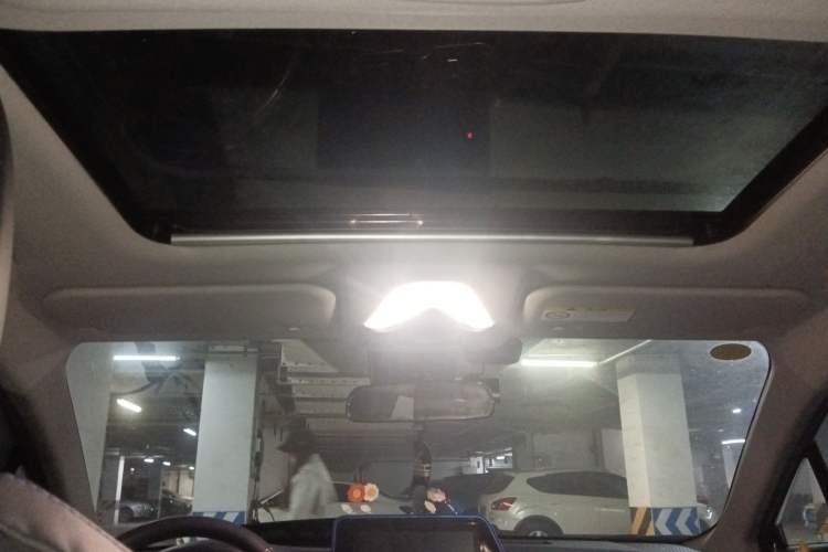 Used Toyota C-HR 2021 2.0L Luxury Edition Headliner
