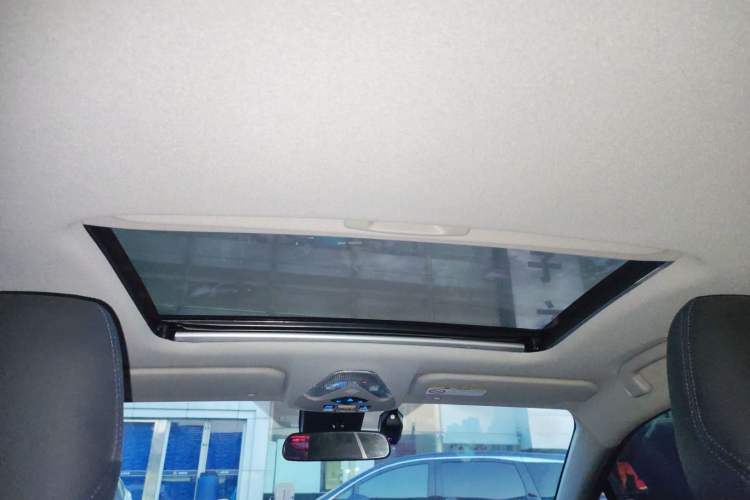 Used Toyota C-HR 2021 2.0L Luxury Edition Headliner