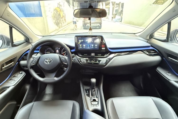 Used Toyota C-HR 2021 2.0L Comfort Edition Interior 1