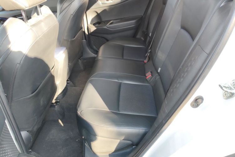 Used Toyota C-HR 2021 2.0L Luxury Edition Interior 3