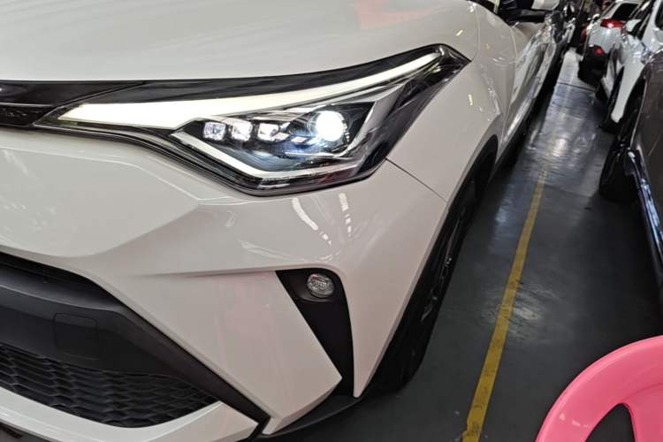Used Toyota C-HR 2021 2.0L Luxury Edition Left Front Headlight