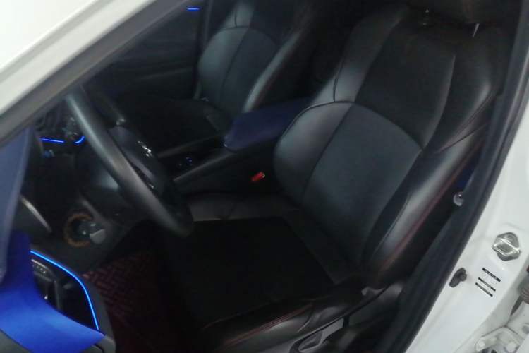 Used Toyota C-HR 2021 2.0L Comfort Edition Left Front Seat