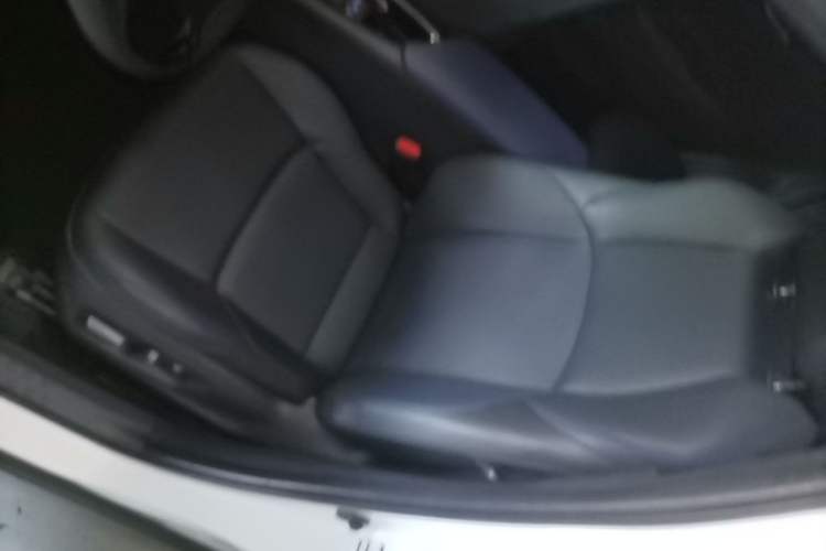 Used Toyota C-HR 2021 2.0L Luxury Edition Left Front Seat