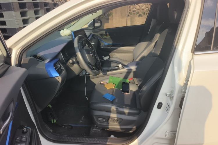 Used Toyota C-HR 2021 2.0L Luxury Edition Left Front Seat