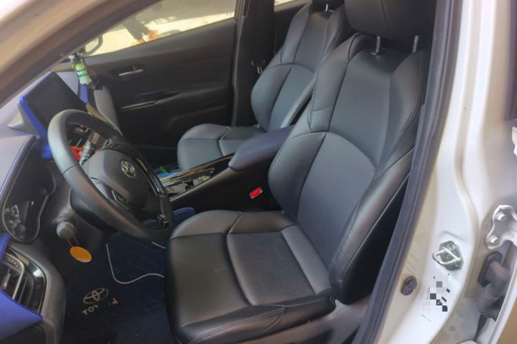 Used Toyota C-HR 2021 Dual-Motor 2.0L E-CVT Luxury Edition Left Front Seat