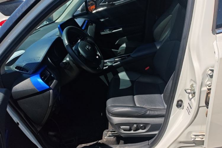 Used Toyota C-HR 2021 2.0L Luxury Edition Left Front Seat