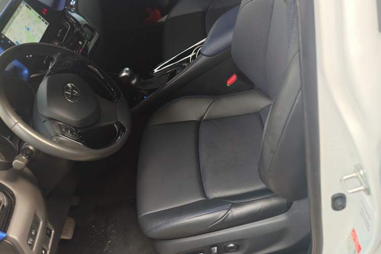 Used Toyota C-HR 2021 2.0L Luxury Edition Left Front Seat
