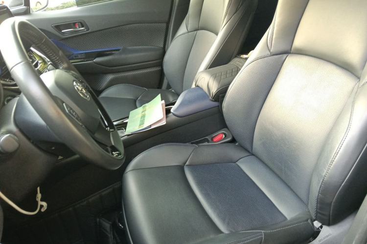Used Toyota C-HR 2021 2.0L Luxury Edition Left Front Seat