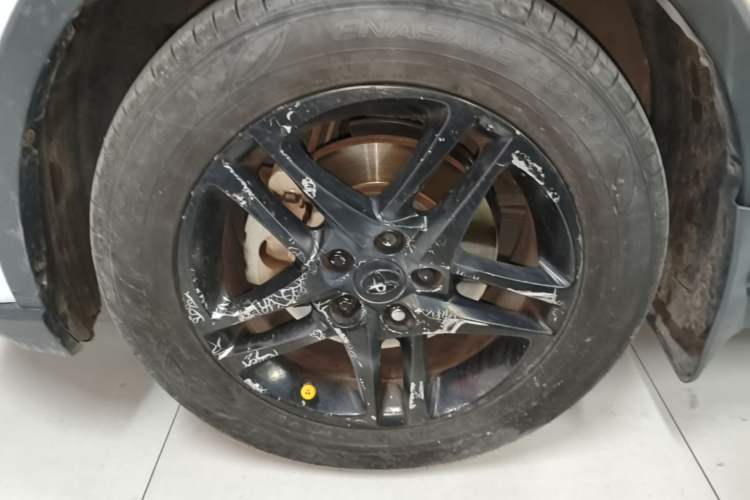 Used Toyota C-HR 2021 2.0L Comfort Edition Left Front Wheel Hub