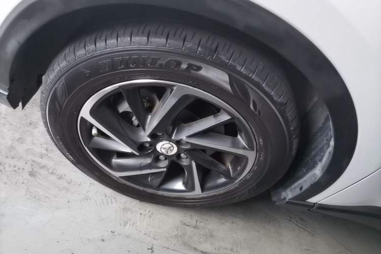 Used Toyota C-HR 2021 2.0L Luxury Edition Left Front Wheel Hub