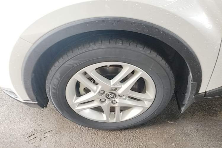 Used Toyota C-HR 2021 Dual-Motor 2.0L E-CVT Comfort Edition Left Front Wheel Hub