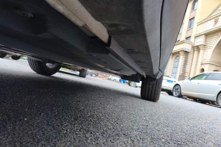 Used Toyota C-HR 2021 2.0L Luxury Edition Left Side Sill