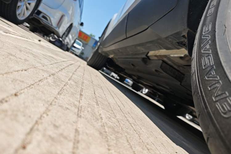 Used Toyota C-HR 2021 2.0L Luxury Edition Left Side Sill