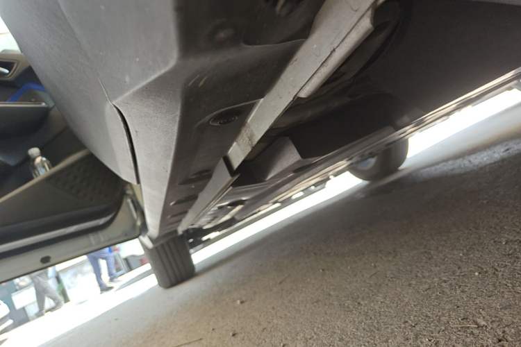 Used Toyota C-HR 2021 2.0L Luxury Edition Left Side Sill