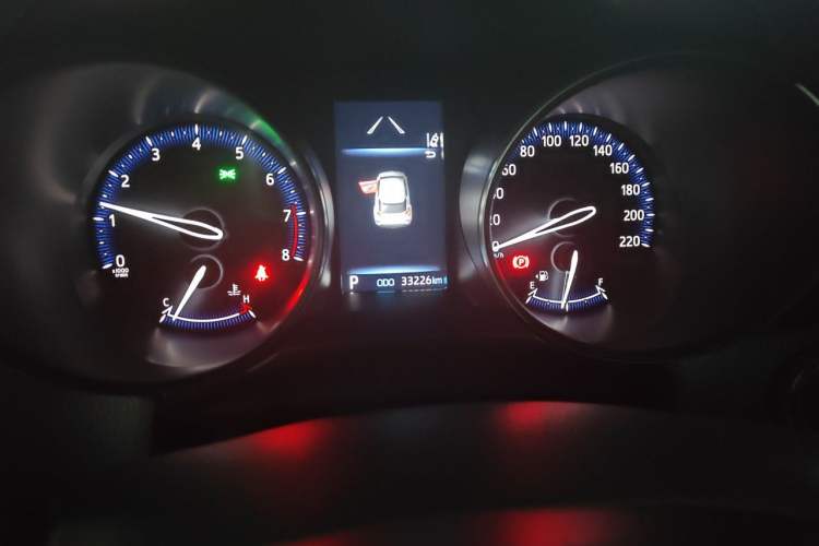 Used Toyota C-HR 2021 2.0L Comfort Edition Odometer Close Up