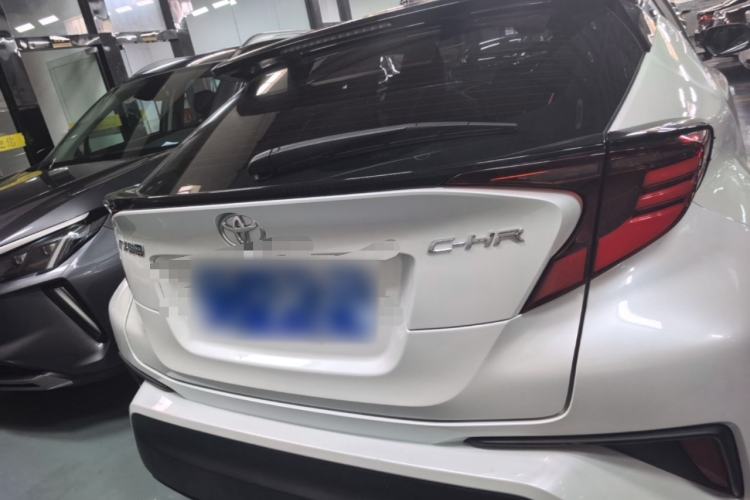 Used Toyota C-HR 2021 2.0L Luxury Edition Rear