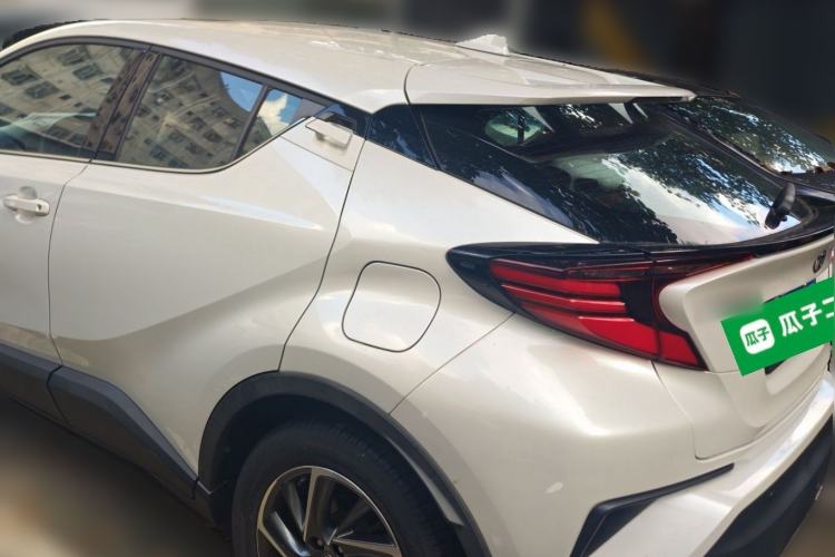 Used Toyota C-HR 2021 2.0L Luxury Edition Rear Left 45 Deg